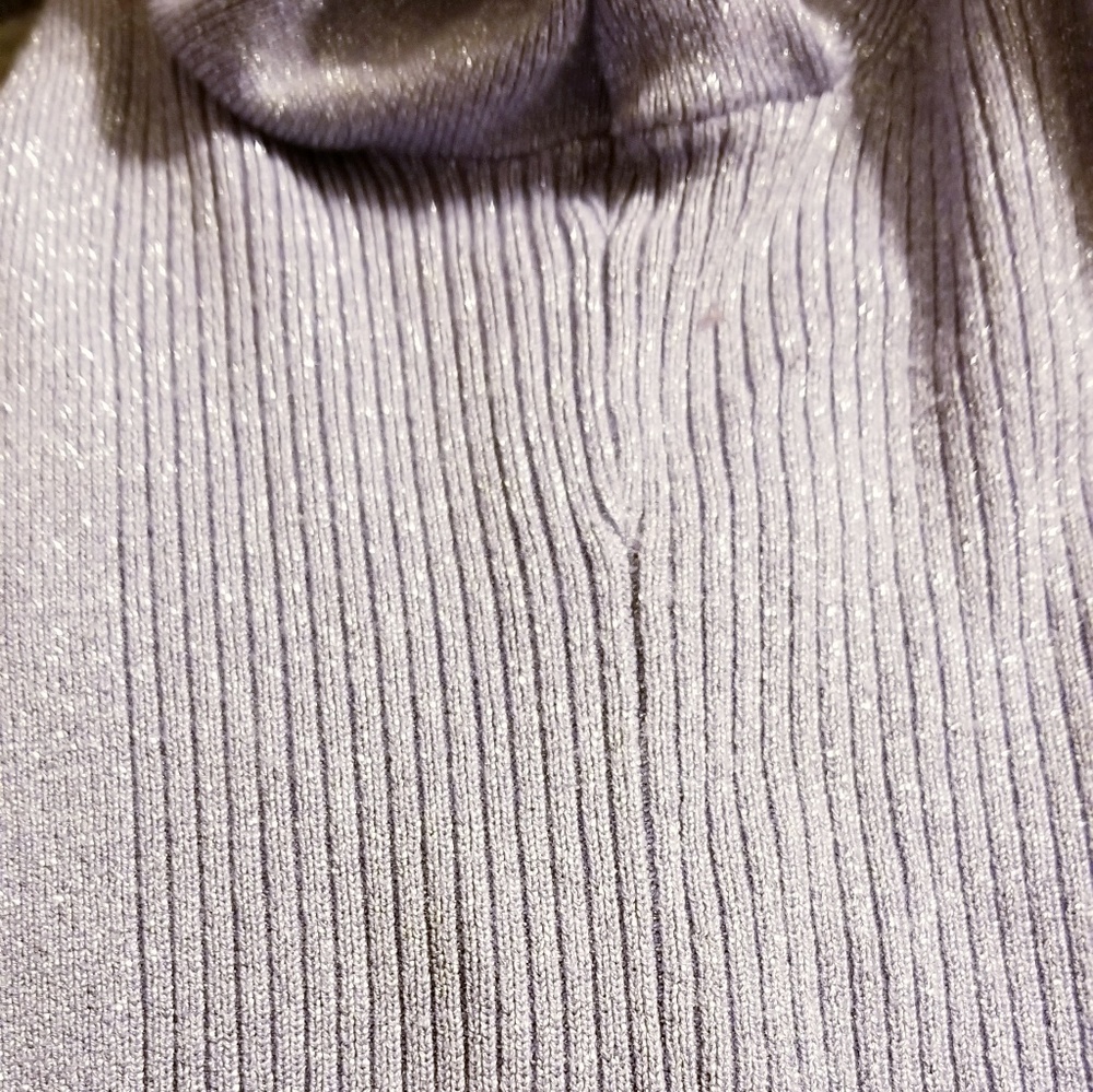 Shimmer  turtleneck - Picture 7 of 13